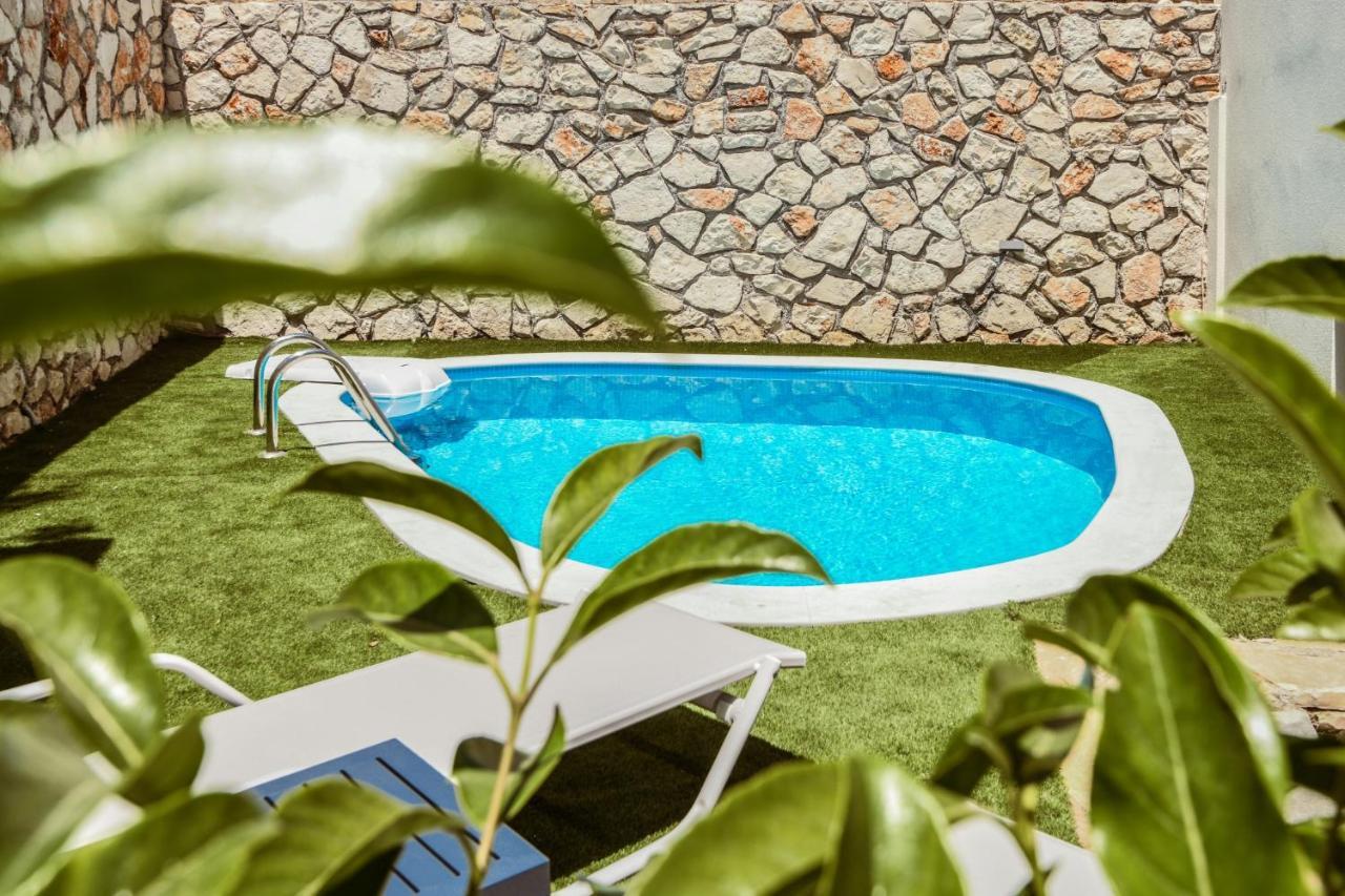 Lagoon Luxury Suites Vasilikos Exterior foto